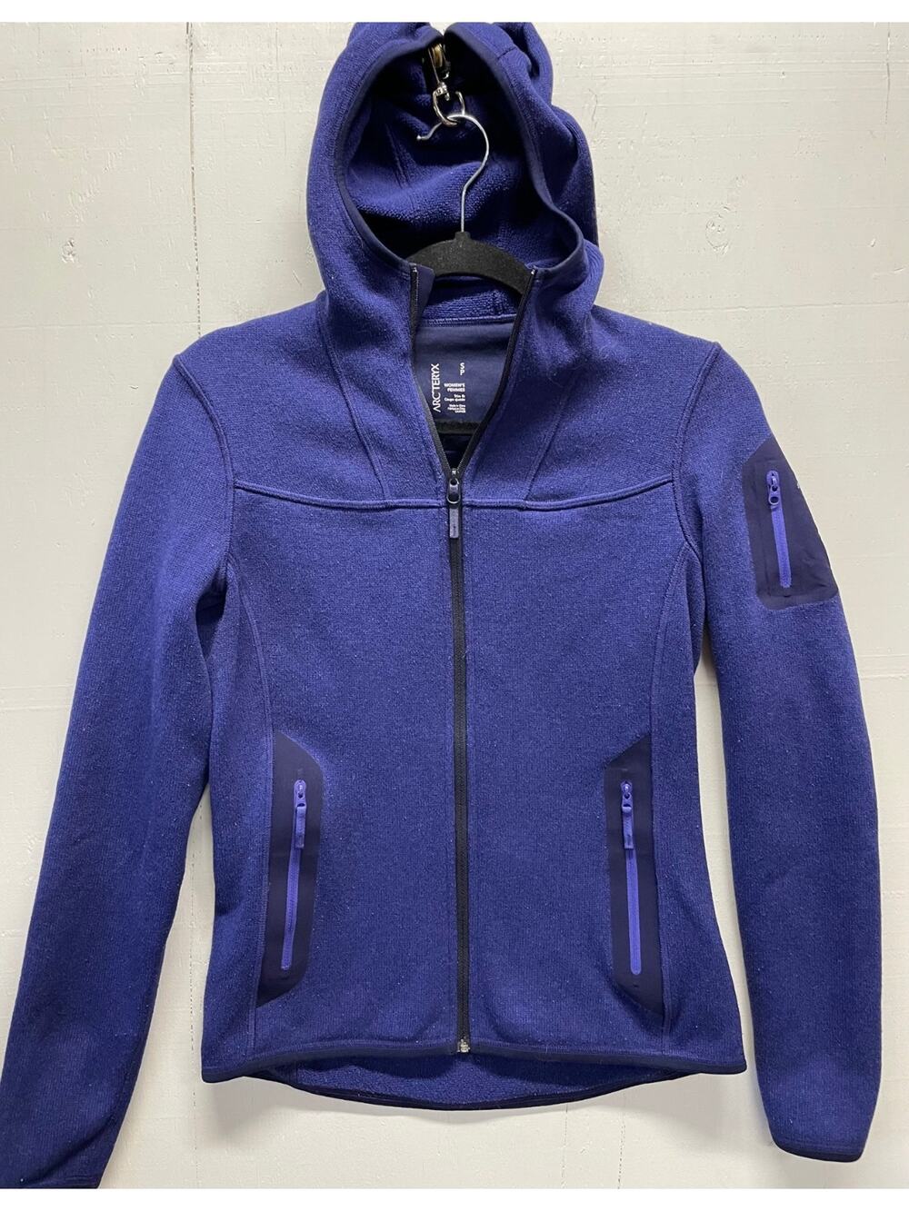 Arc'Teryx Womens Covert Hoody Zip Up Fleece Jacket Size SP Indigio Blue Trim Fit